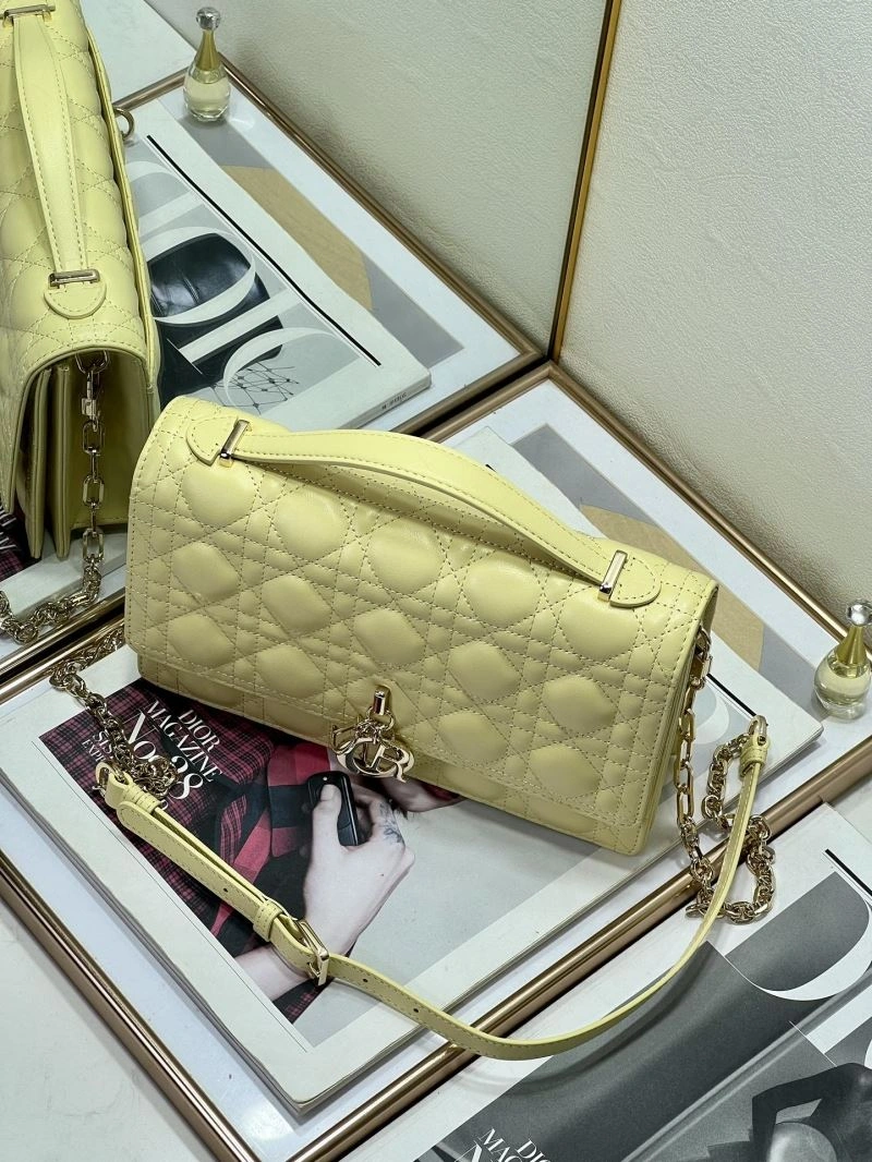 Christian Dior Other Bags Vibrant 70776