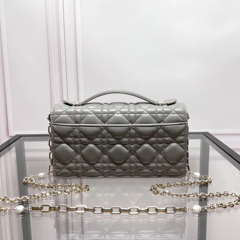 Trendy Christian Dior Other Bags 70717