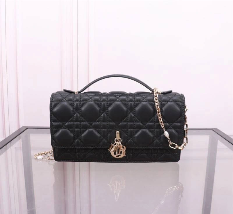 ModernLook Christian Dior Other Bags 70715