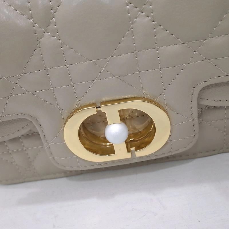 Snug Christian Dior Other Bags 70700