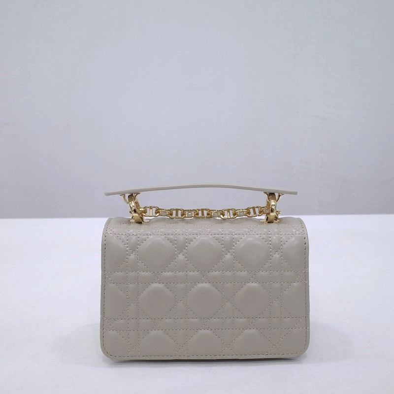 Snug Christian Dior Other Bags 70700