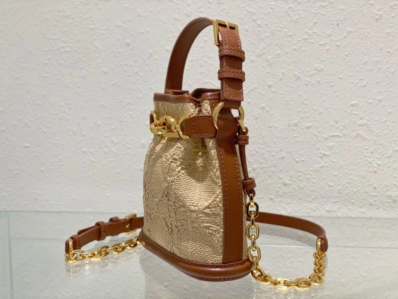 Cozy Christian Dior Other Bags 70736