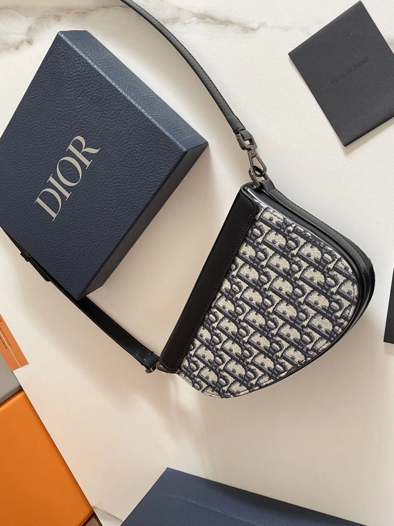 Effortless Christian Dior Other Bags 70683