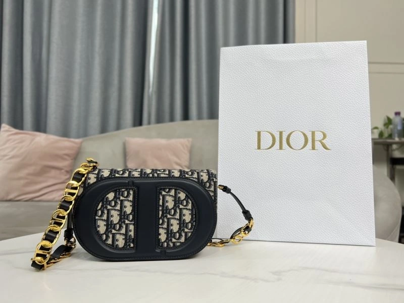 Reliable Christian Dior Other Bags 70684