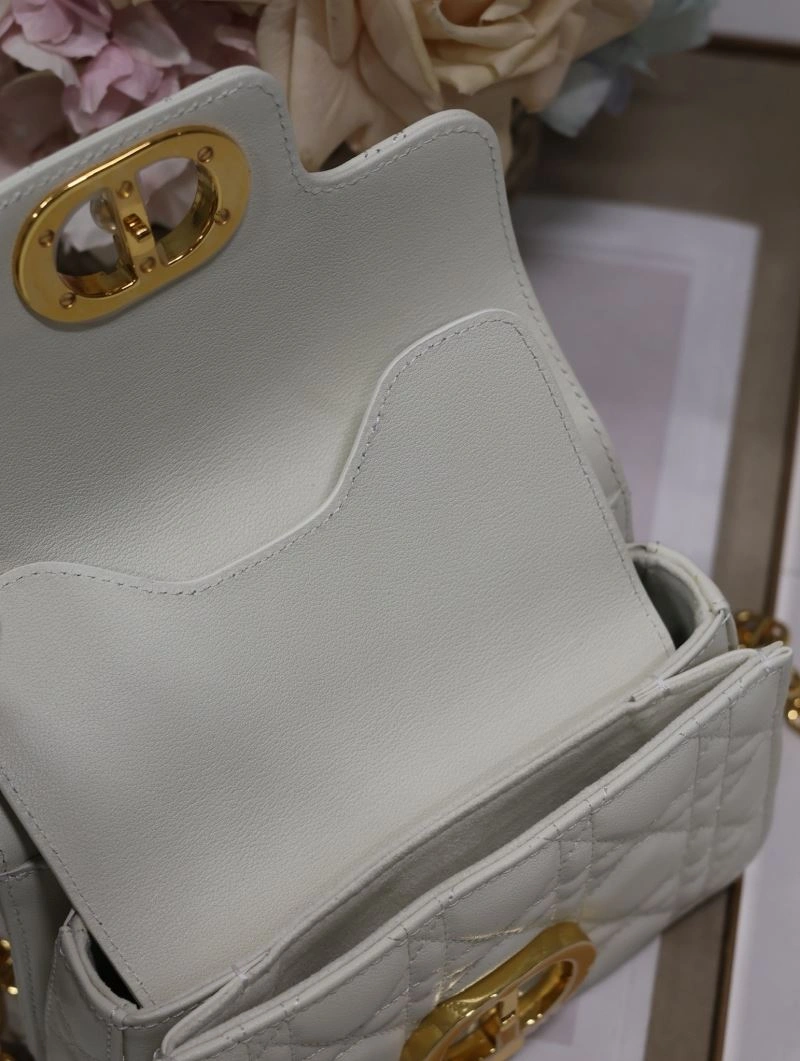 Refined Christian Dior Other Bags 70673