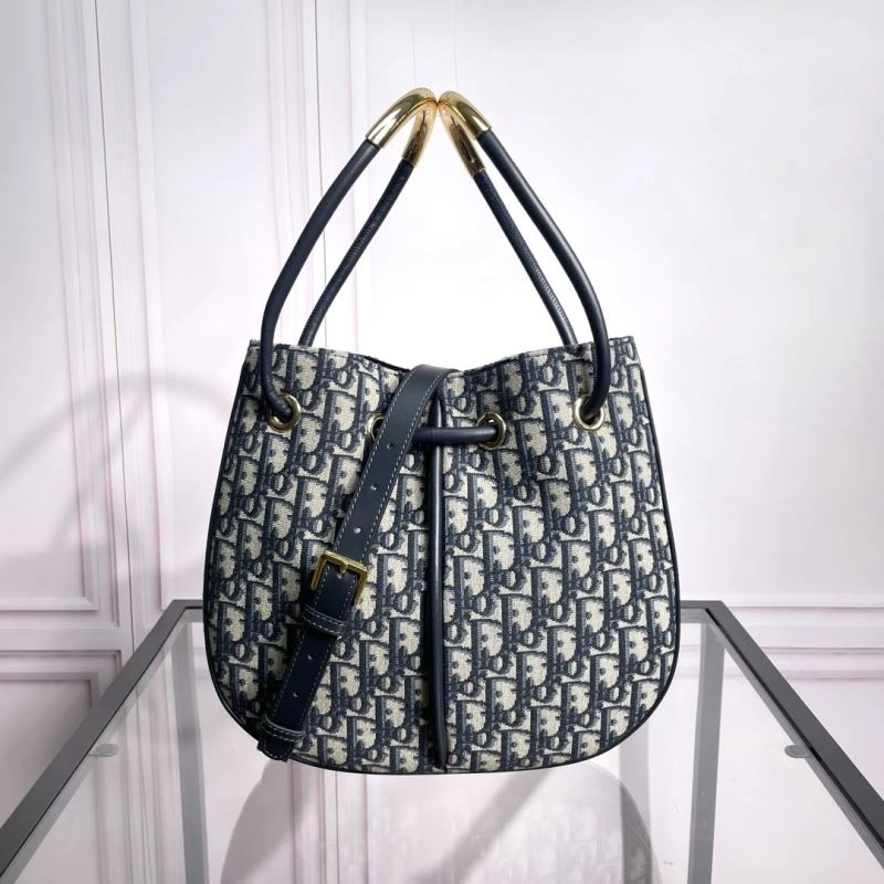 Resilient Christian Dior Other Bags 70669