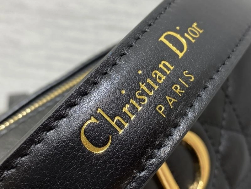 Effortless Christian Dior Other Bags 70667