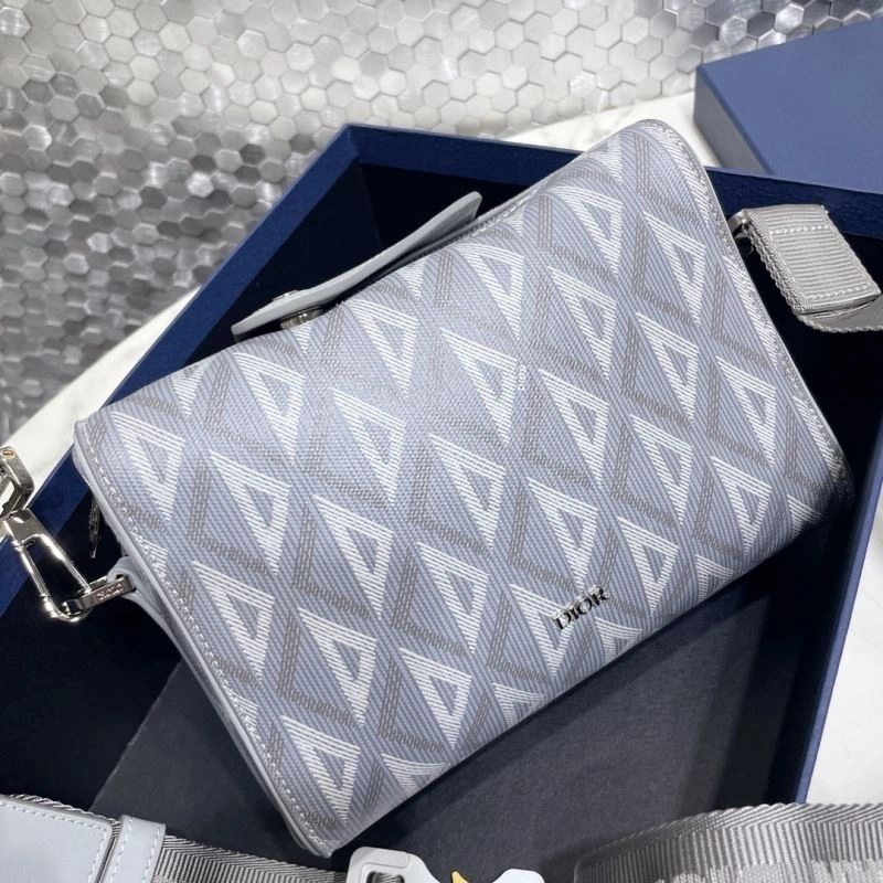 WellDesigned Christian Dior Other Bags 70674