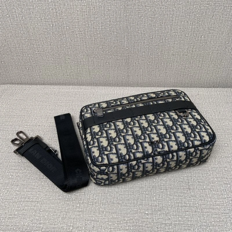 Versatile Christian Dior Other Bags 70636