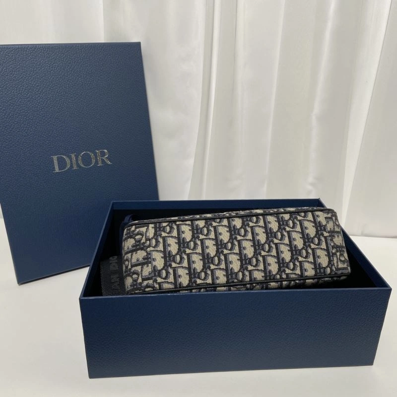 Refined Christian Dior Other Bags 70701