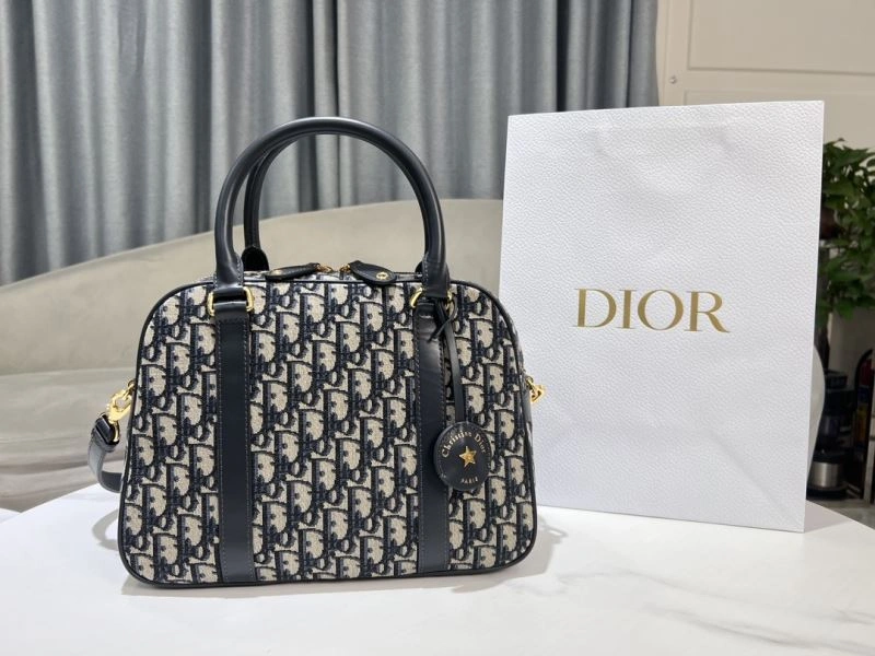 Refined Christian Dior Other Bags 70607