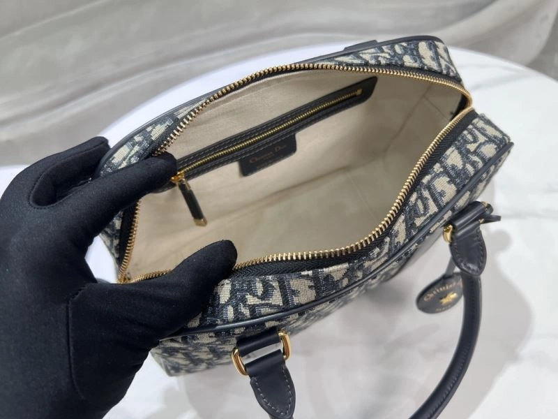 Refined Christian Dior Other Bags 70607