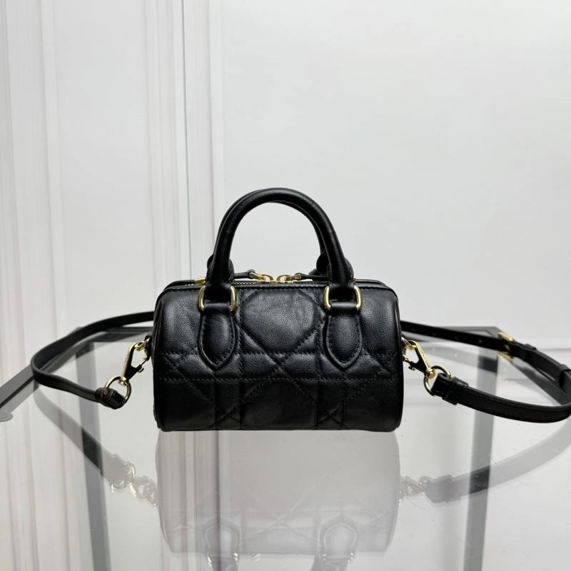 Contemporary Christian Dior Other Bags 70615