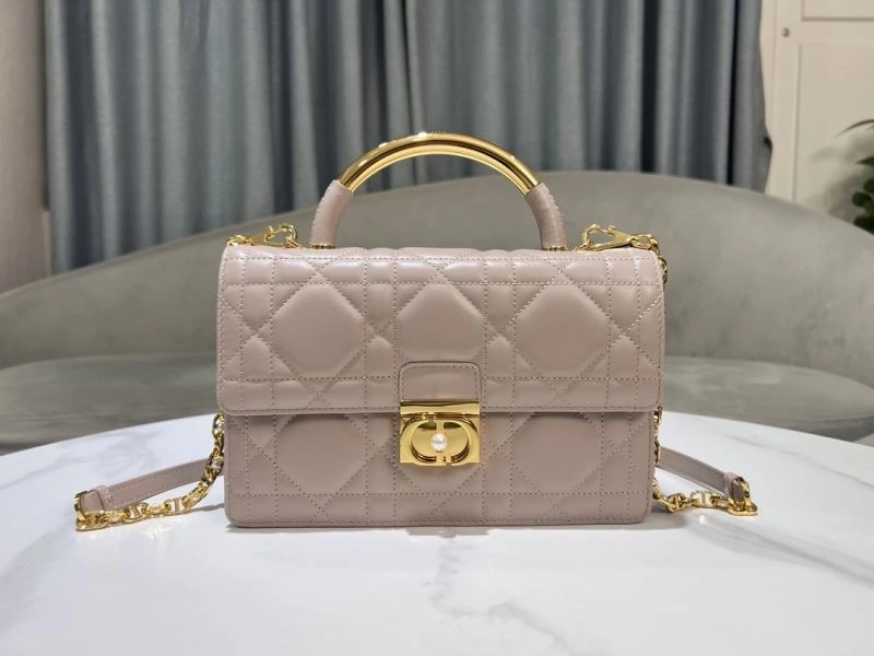 HighQuality Christian Dior Other Bags 70612