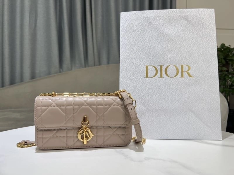 Minimalist Christian Dior Other Bags 70573