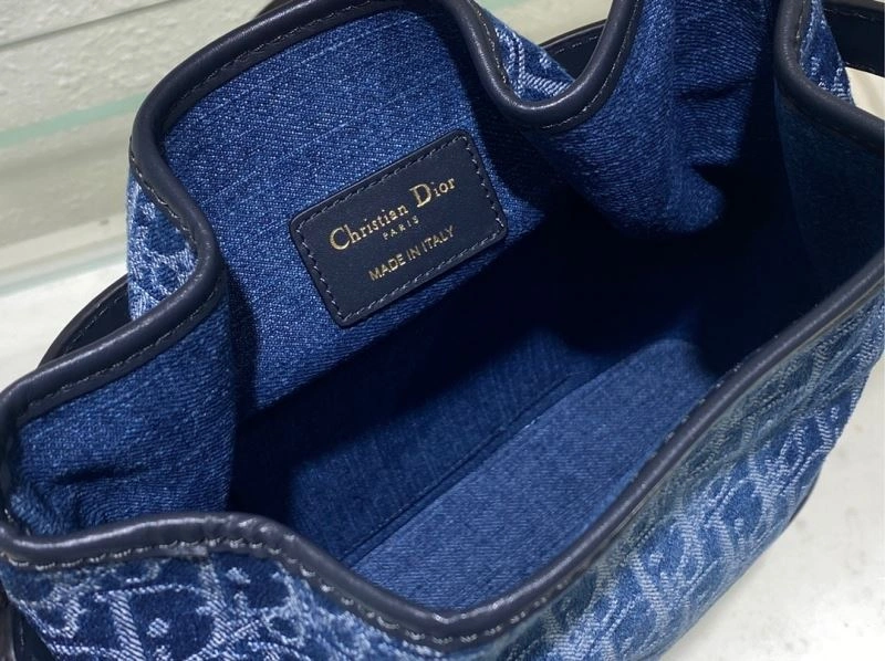 MultiPurpose Christian Dior Other Bags 70575