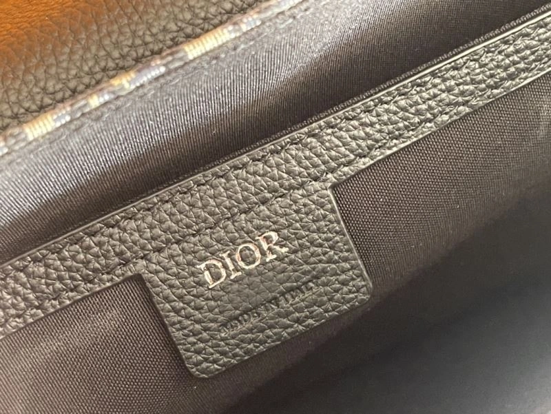 Vibrant Christian Dior Other Bags 66710