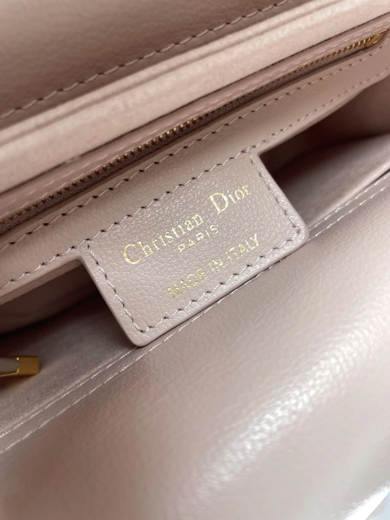 Elegant Christian Dior Other Bags 66684