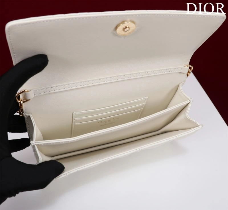 Classic Christian Dior Other Bags 63977