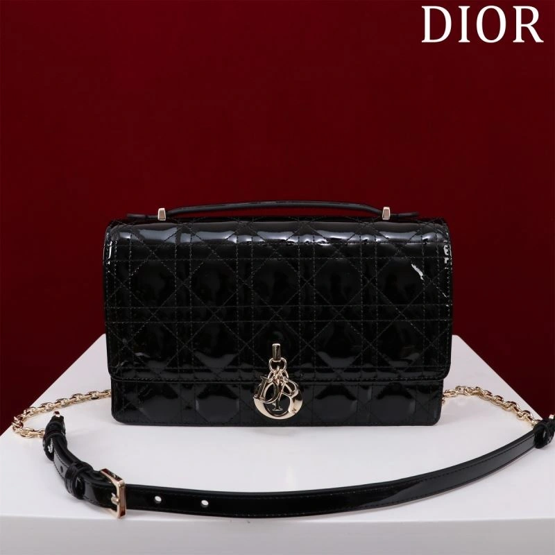 Effortless Christian Dior Other Bags 63987