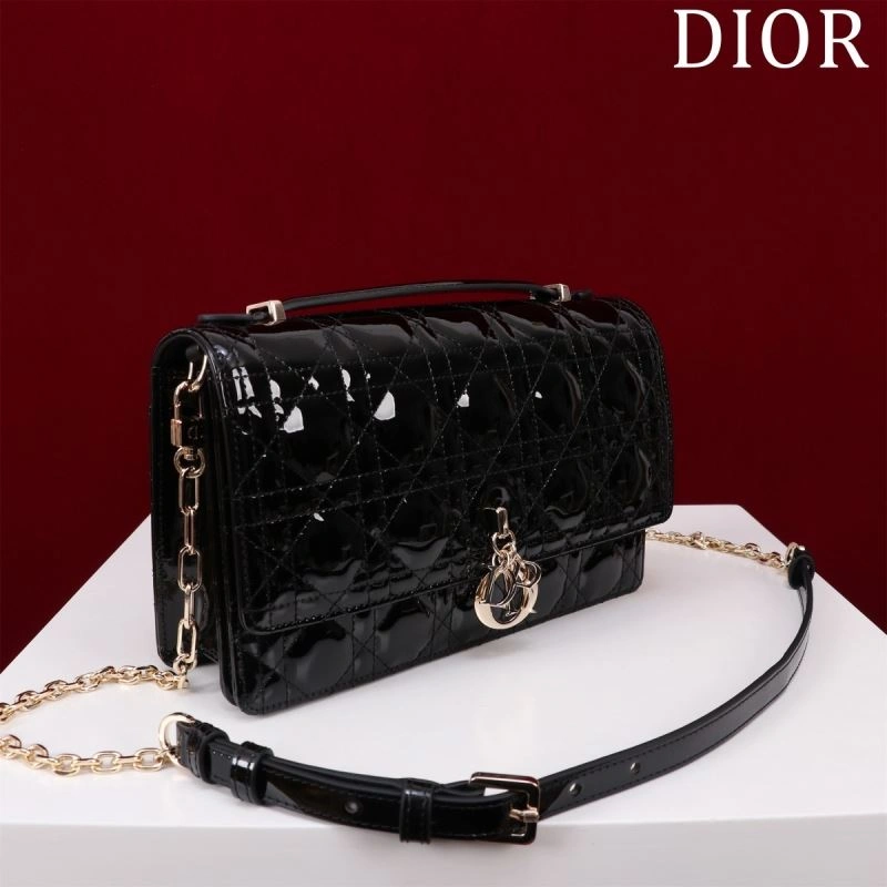 Effortless Christian Dior Other Bags 63987