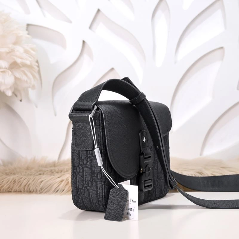 RelaxedFit Christian Dior Other Bags 77127