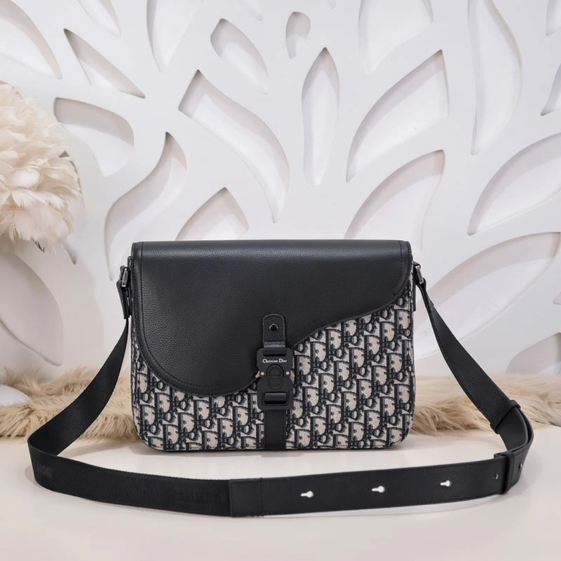 WrinkleFree Christian Dior Other Bags 77109