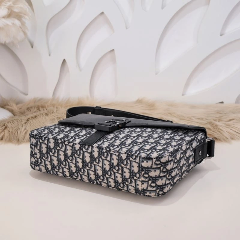 WrinkleFree Christian Dior Other Bags 77109