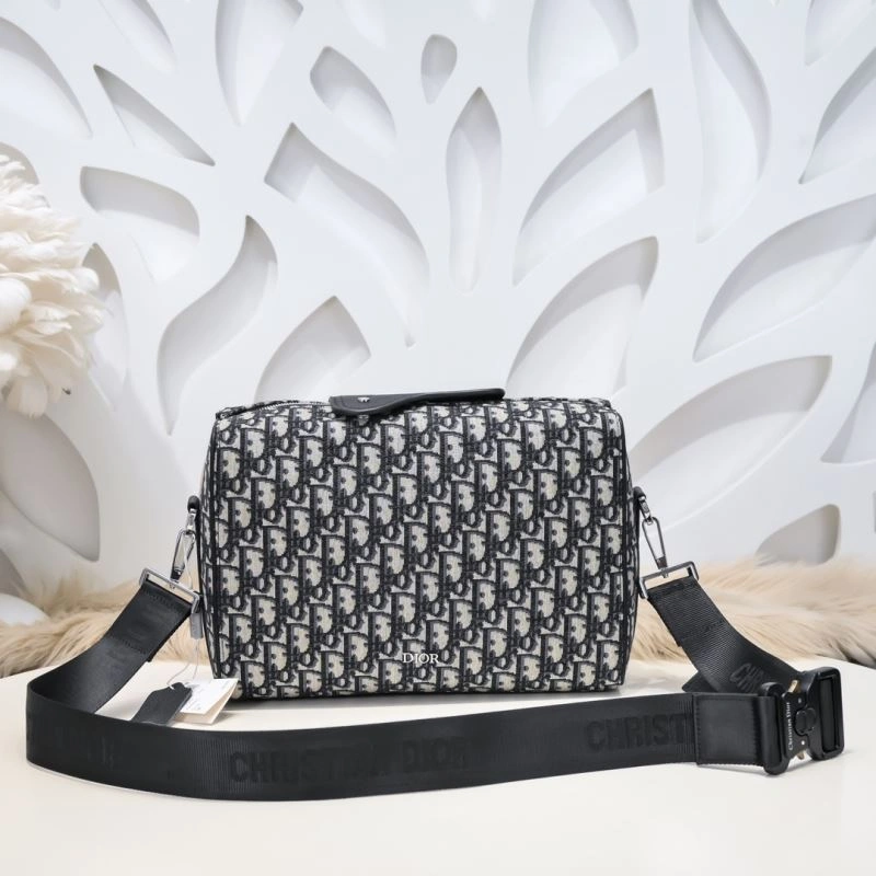 MoistureWicking Christian Dior Other Bags 77064