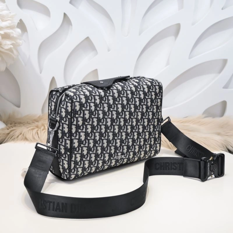 MoistureWicking Christian Dior Other Bags 77064