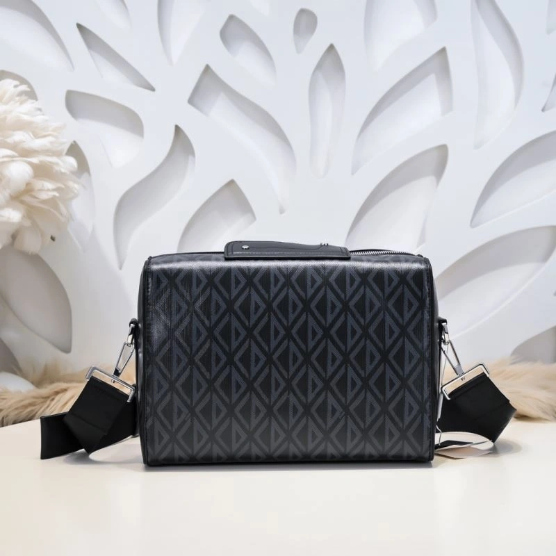 Comfortable Christian Dior Other Bags 77062