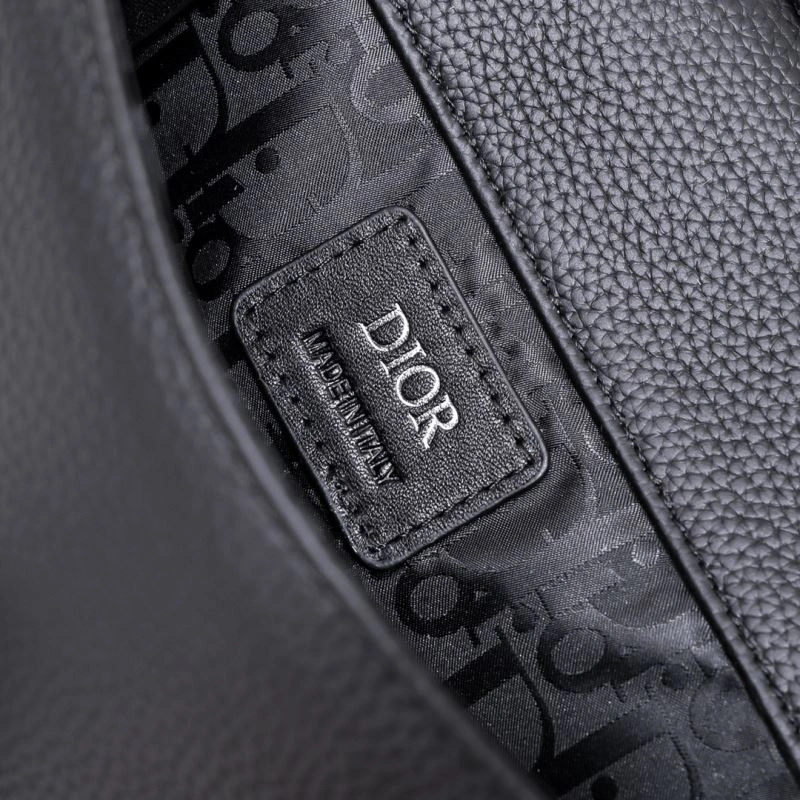 Christian Dior Other Bags Sleek 77067