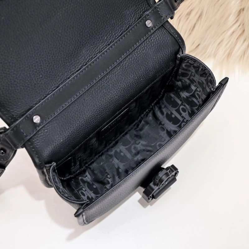 Christian Dior Other Bags Sleek 77067