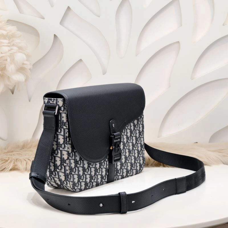RelaxedFit Christian Dior Other Bags 76870