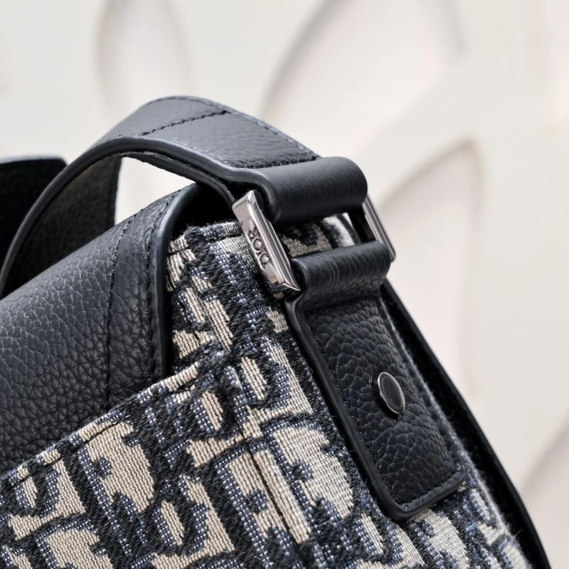 RelaxedFit Christian Dior Other Bags 76870
