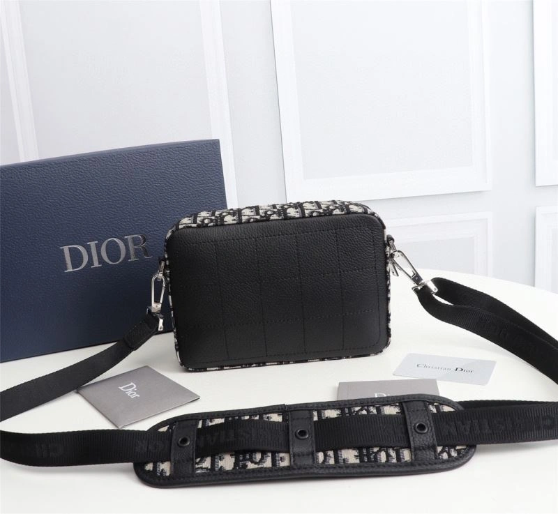 Bold Christian Dior Other Bags 74274
