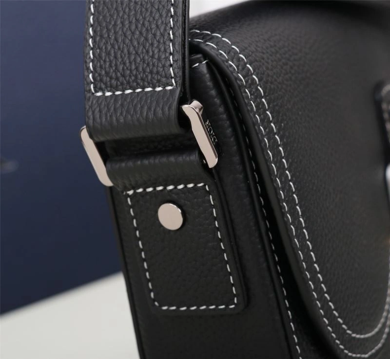 Christian Dior Other Bags Sleek 74236