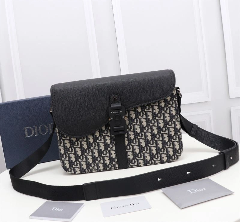 Effortless Christian Dior Other Bags 74240