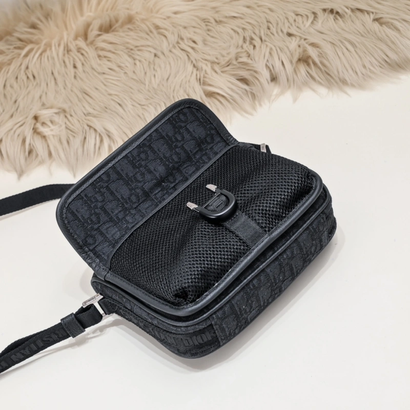 Sophisticated Christian Dior Other Bags 71372