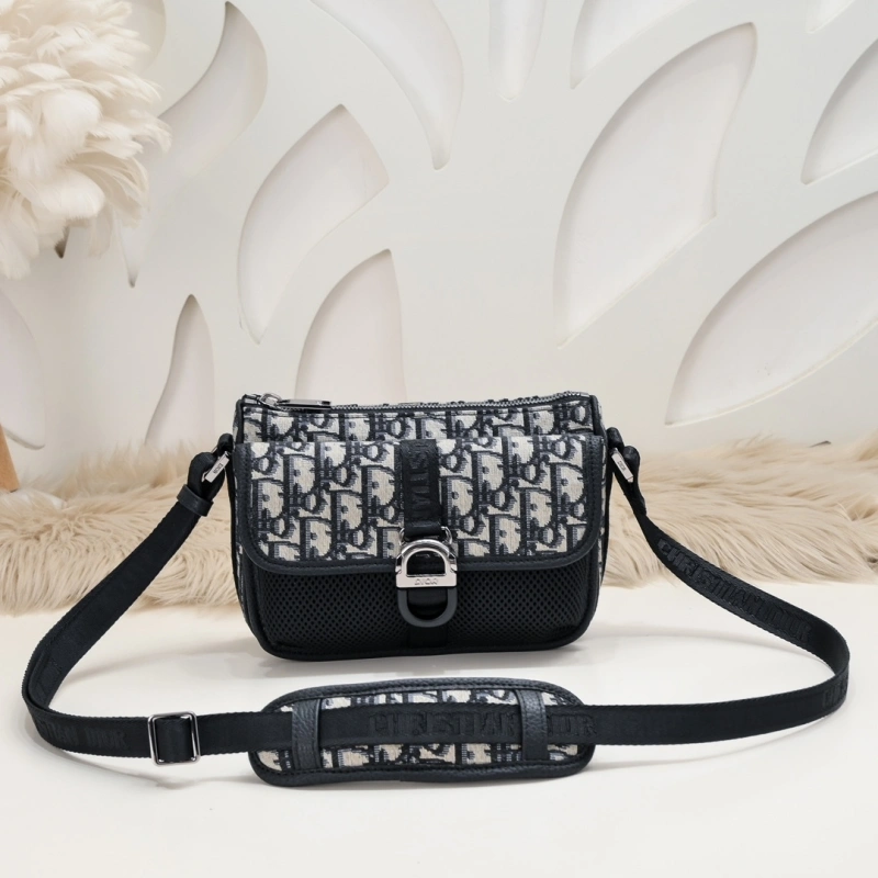 Minimalist Christian Dior Other Bags 71373