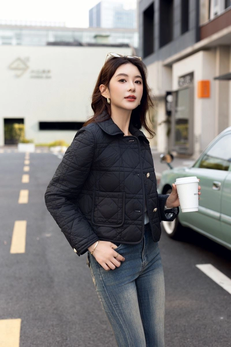 Refined Christian Dior Outwear 117612