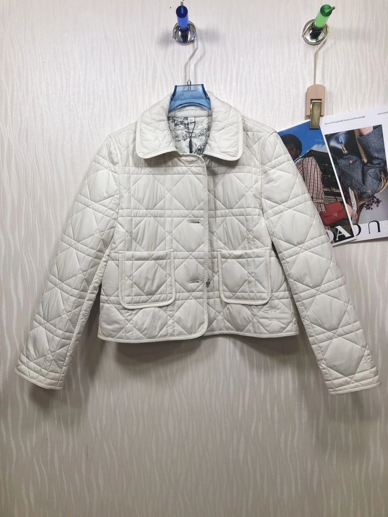 Premium Christian Dior Outwear 117638