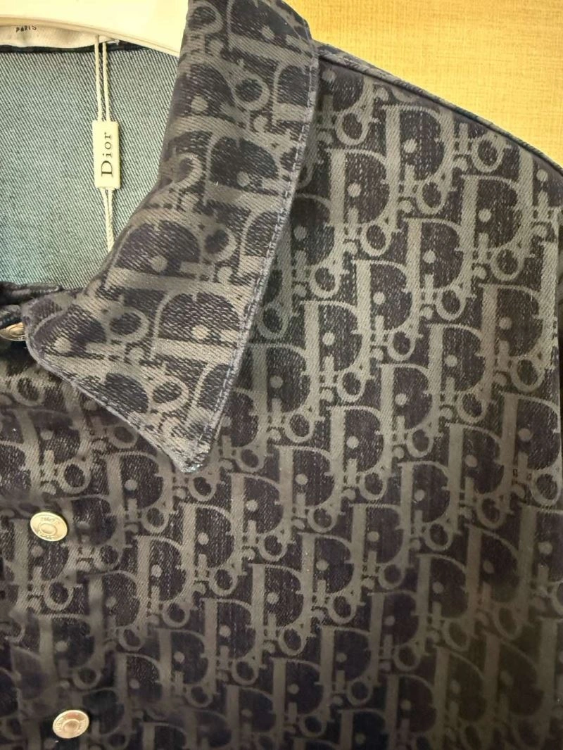 Christian Dior Outwear Youthful 117529