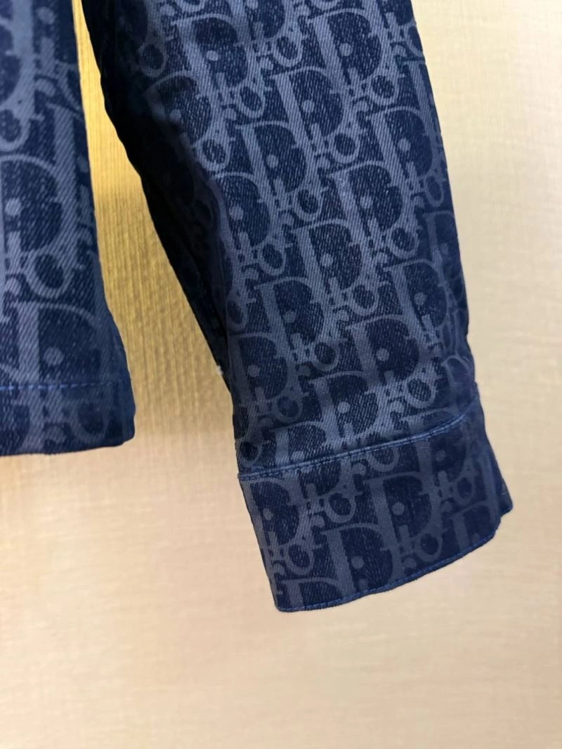 Christian Dior Outwear Youthful 117529