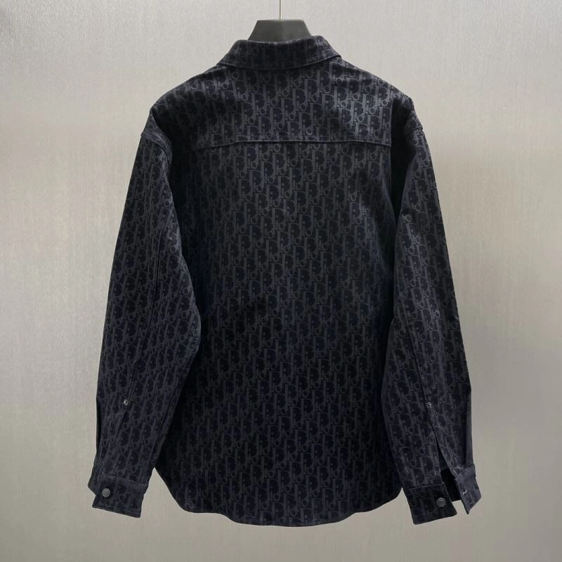 Versatile Christian Dior Outwear 117547