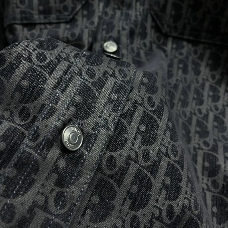 Versatile Christian Dior Outwear 117547