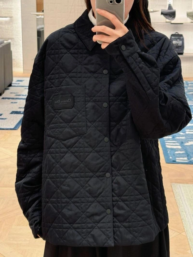 Resilient Christian Dior Outwear 117524