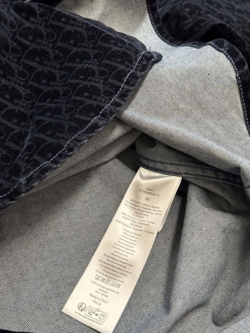 ComfortFit Christian Dior Outwear 117525