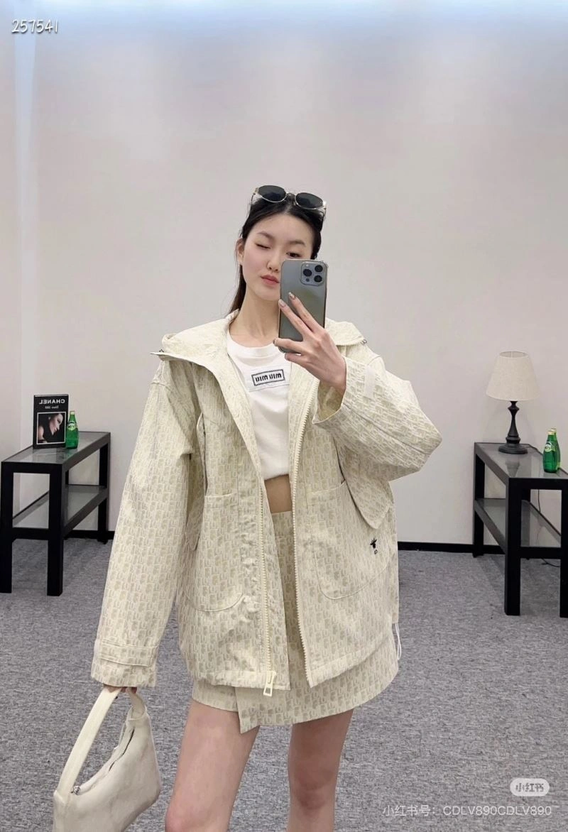 RelaxedFit Christian Dior Outwear 117517