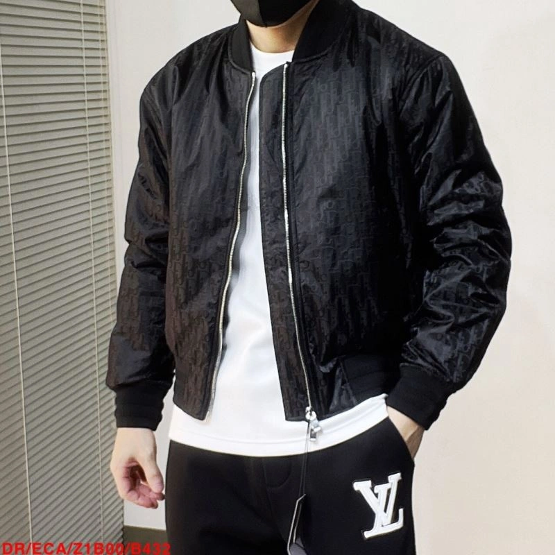 Christian Dior Outwear Youthful 117805